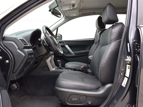 Used 2016 Subaru Forester 2.0XT Touring AWD/4WD image 10