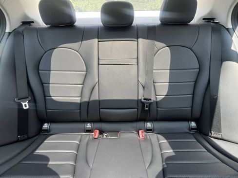 Used 2017 Mercedes-Benz C 300 4MATIC Sedan image 32