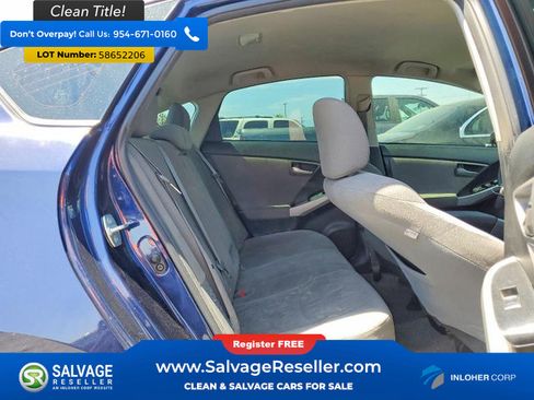 Used 2014 Toyota Prius Two FWD image 13