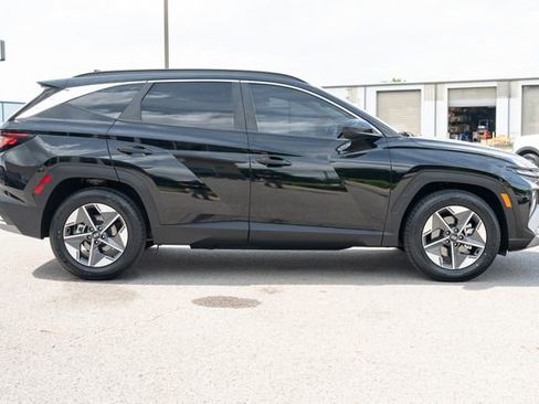 Used 2025 Hyundai Tucson SEL FWD image 7