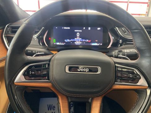 Used 2023 Jeep Grand Cherokee Summit image 35