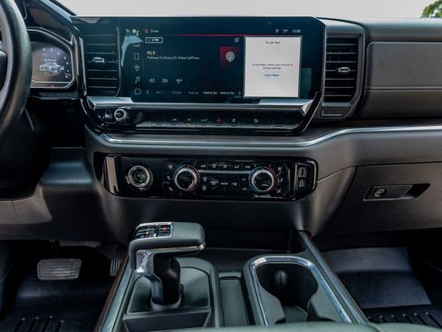 Used 2023 GMC Sierra 1500 SLT w/ SLT Premium Package image 22