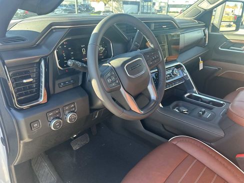 New 2026 GMC Sierra 2500 Denali Ultimate AWD/4WD image 11