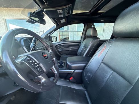 Used 2021 Nissan Titan PRO-4X w/ Pro-4x Convenience Package image 22