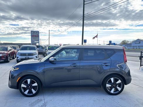 Used 2020 Kia Soul EX image 6