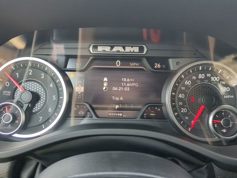 New 2026 RAM 1500 Express AWD/4WD image 23