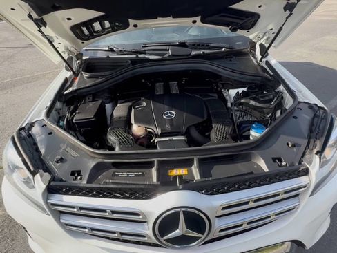 Used 2019 Mercedes-Benz GLS 450 4MATIC image 17