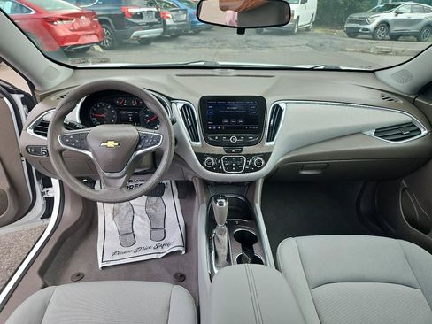 Used 2019 Chevrolet Malibu LT w/ Driver Confidence Package FWD image 21