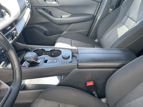 Used 2025 Nissan Rogue SV AWD/4WD image 20