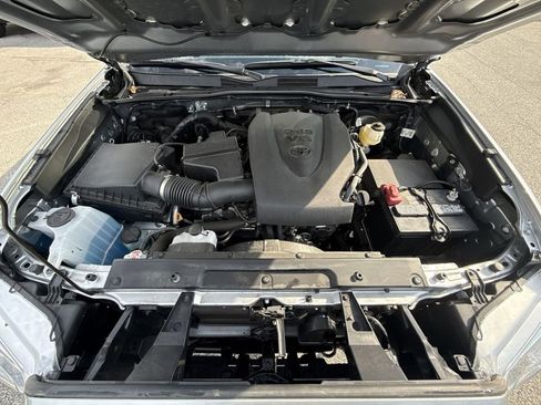 Used 2023 Toyota Tacoma SR image 17