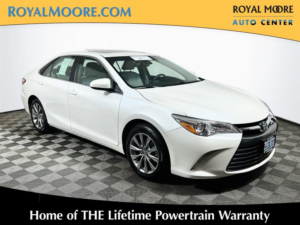 Certified 2017 Toyota Camry XLE w/ Moonroof Package FWD image 1