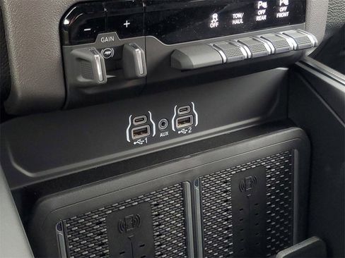 New 2026 RAM 2500 Big Horn image 24