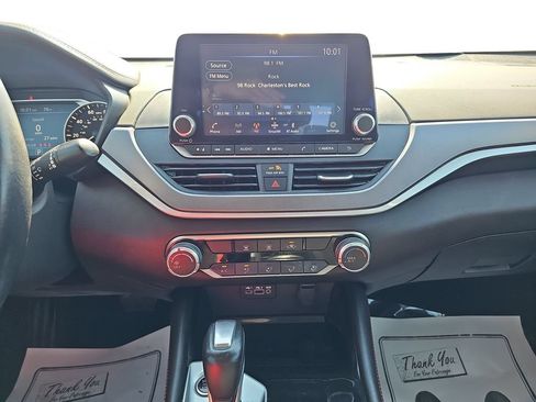 Used 2024 Nissan Altima 2.5 SR FWD image 20