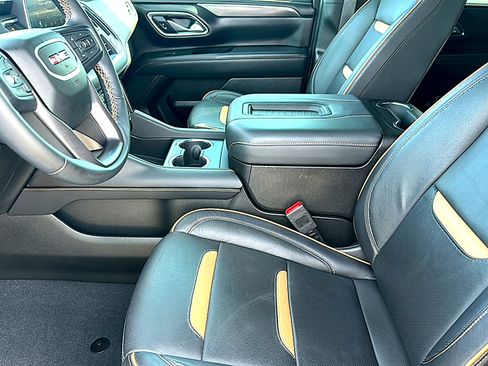 Used 2023 GMC Yukon AT4 w/ Max Trailering Package image 13