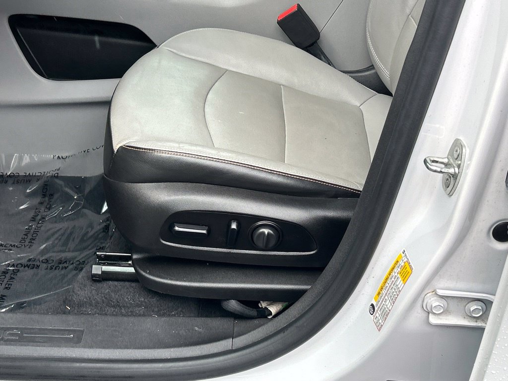 Used 2021 GMC Terrain SLT w/ Infotainment Package II FWD image 17