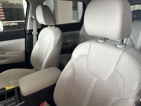 Used 2022 Kia Sorento S w/ Panoramic Sunroof Package FWD image 19