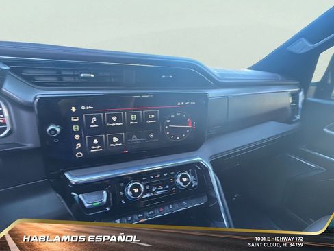 Used 2025 GMC Sierra 2500 Denali image 21