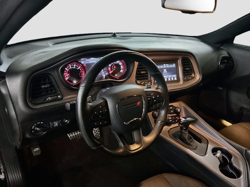 Used 2023 Dodge Challenger R/T w/ Blacktop Package RWD image 9