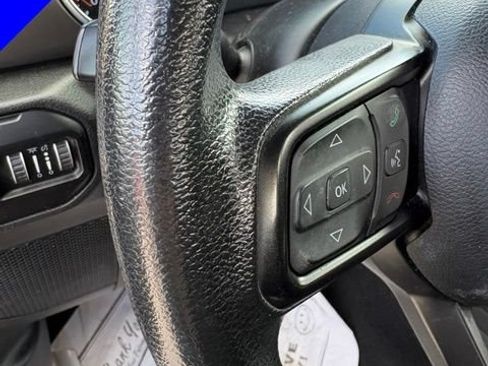 Used 2018 Jeep Wrangler Sport AWD/4WD image 15