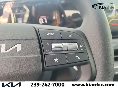 New 2026 Kia K4 FWD image 31