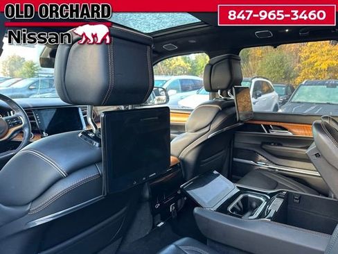 Used 2022 Jeep Grand Wagoneer Series III w/ Rear Seat Video Group 1 image 17
