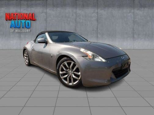 Used 2010 Nissan 370Z Touring RWD image 1