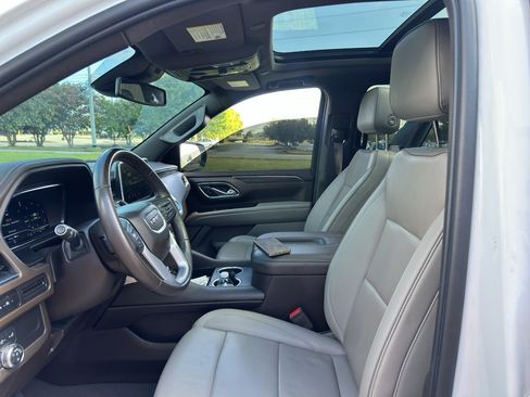 Used 2023 GMC Yukon XL SLT RWD image 19