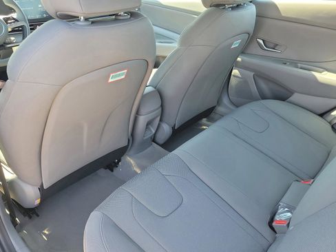 New 2026 Hyundai Elantra SE image 15