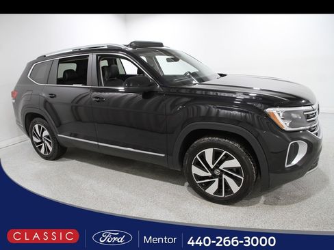 Used 2024 Volkswagen Atlas SEL image 1