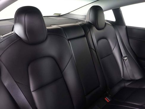 Used 2021 Tesla Model 3 Standard Range Plus image 35