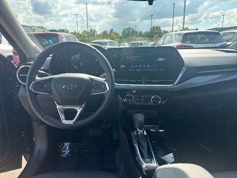 Used 2026 Chevrolet Trax ACTIV w/ Driver Confidence Package FWD image 15