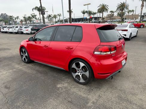 Used 2011 Volkswagen Golf 4-Door image 4