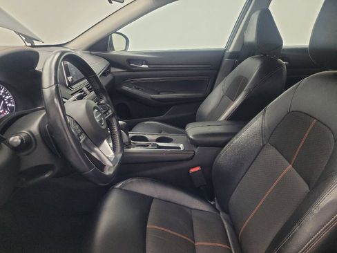 Used 2019 Nissan Altima 2.5 SR FWD image 17