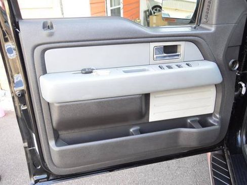 Used 2011 Ford F150 XLT w/ XLT Chrome Pkg AWD/4WD image 30