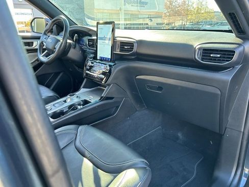 Used 2023 Ford Explorer ST w/ Equipment Group 401A image 10