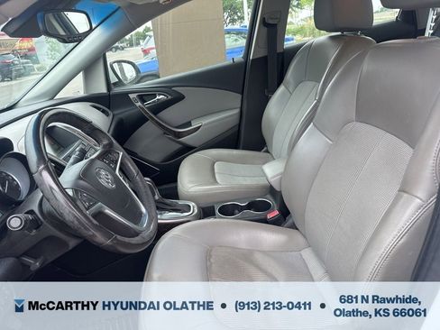 Used 2012 Buick Verano Convenience FWD image 3