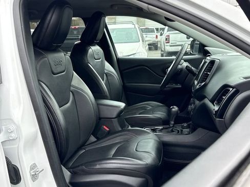 Used 2023 Jeep Cherokee Altitude Lux image 29