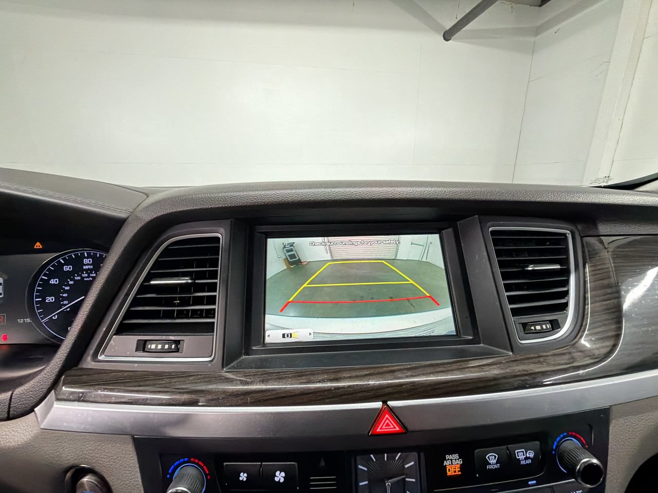 Used 2016 Hyundai Genesis 3.8 w/ Option Group 02 AWD/4WD image 15