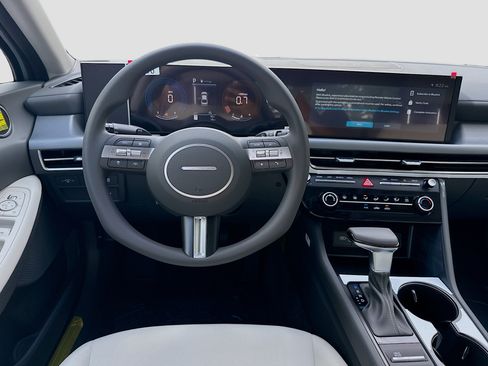 New 2026 Hyundai Sonata SE FWD image 15