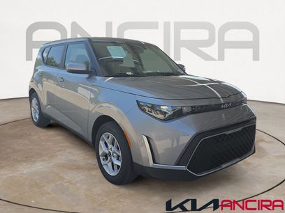 Certified 2025 Kia Soul LX w/ LX Technology Package