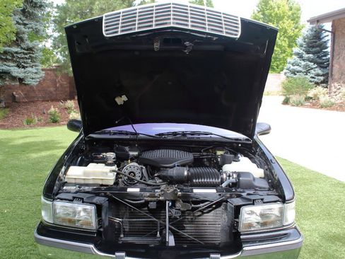 Used 1996 Cadillac Fleetwood Brougham RWD image 68