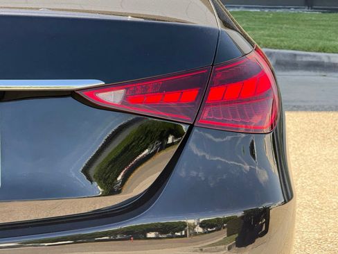 Used 2025 Mercedes-Benz C 300 Sedan image 13