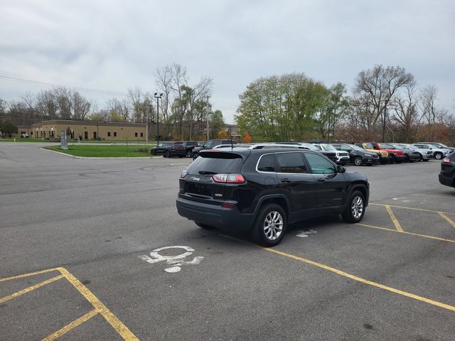 Used 2019 Jeep Cherokee Latitude w/ Popular Appearance Group AWD/4WD image 14