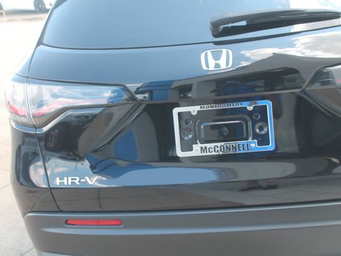 Used 2024 Honda HR-V Sport image 5