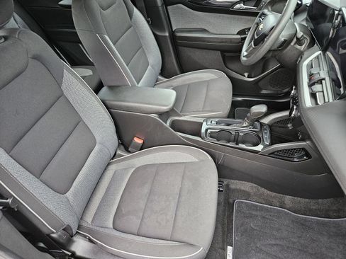 Used 2024 Chevrolet TrailBlazer LS w/ LS Confidence Package FWD image 16