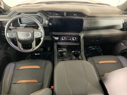 Used 2023 GMC Sierra 1500 AT4 w/ Technology Package AWD/4WD image 2