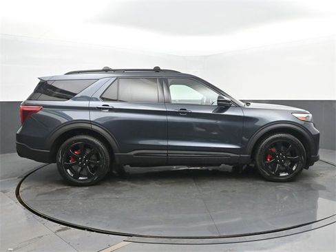 Used 2022 Ford Explorer ST w/ Equipment Group 401A image 6