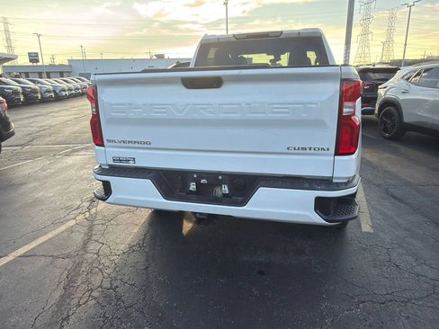 Used 2022 Chevrolet Silverado 1500 Custom w/ Safety Confidence Package AWD/4WD image 5
