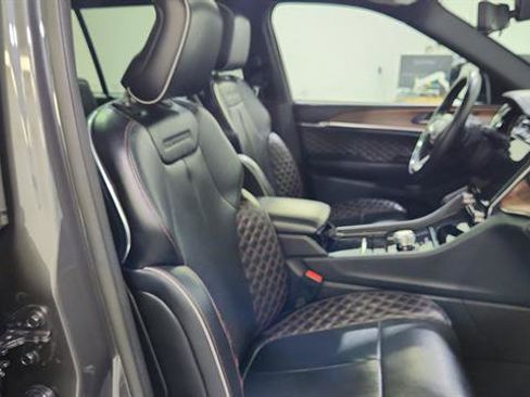 Used 2023 Jeep Grand Cherokee L Summit w/ Advanced Protech Group IV image 28