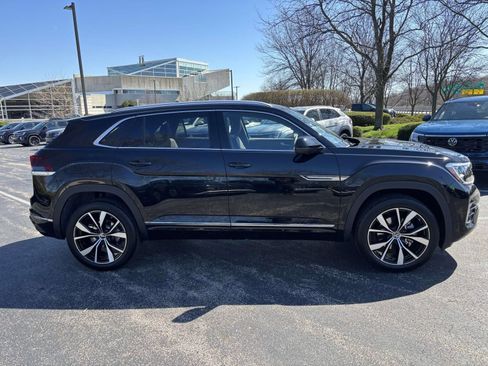 New 2026 Volkswagen Atlas Cross Sport SEL Premium R-Line AWD/4WD image 4